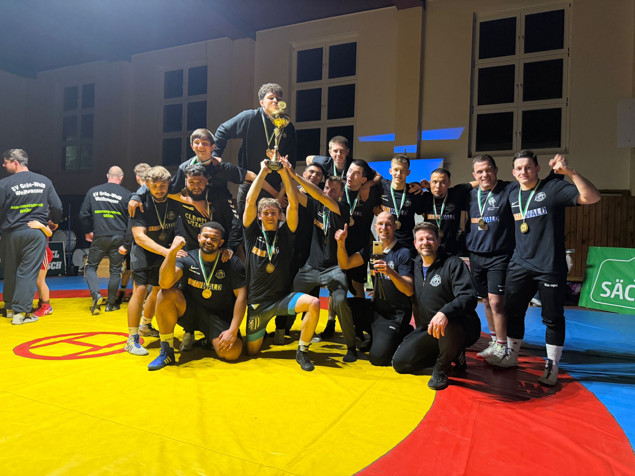 WhatsApp Image 2025-12-21 at 00.35.42